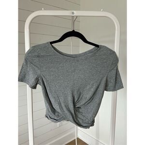 Cropped t-shirt twist‎ front sz small